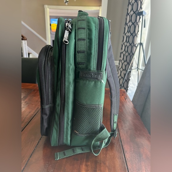 Picnic Backpack with full 4 person service - Picture 7 of 7